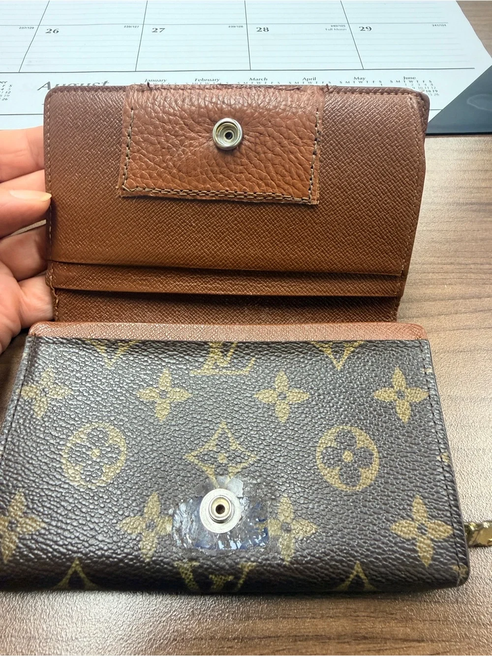 Louis Vuitton compact louis